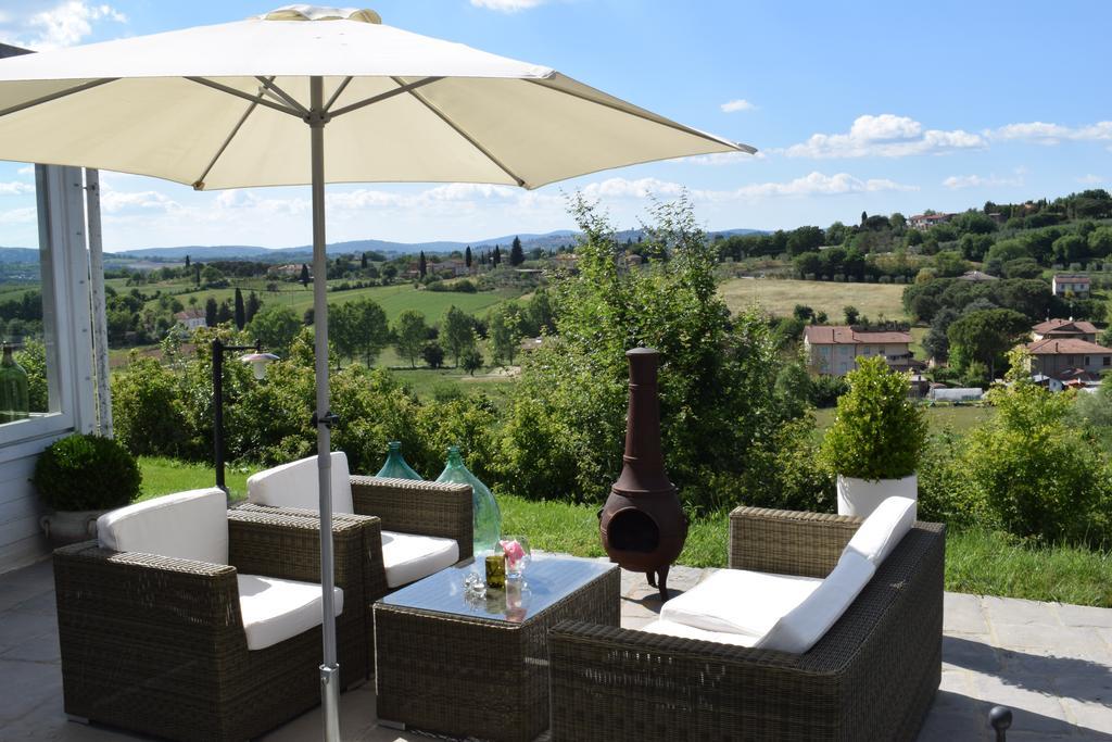Casale Cardini Guest House Foiano Della Chiana Luaran gambar