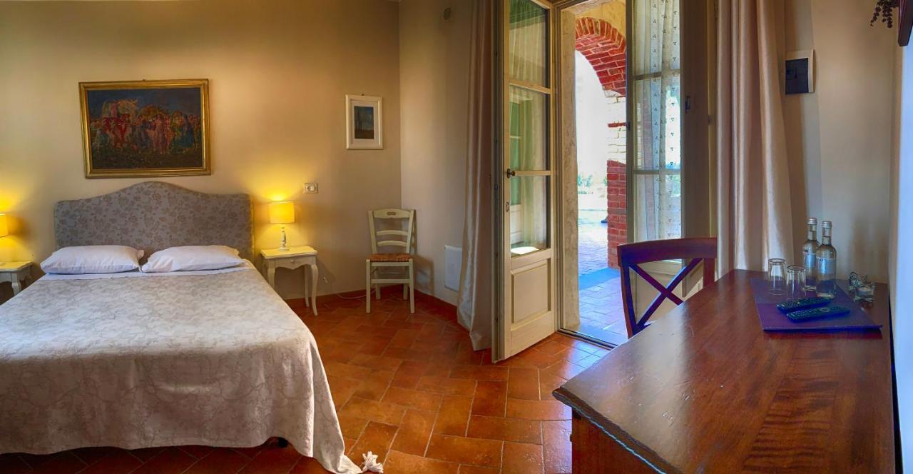 Casale Cardini Guest House Foiano Della Chiana Luaran gambar