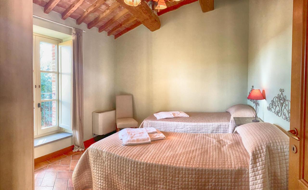 Casale Cardini Guest House Foiano Della Chiana Luaran gambar