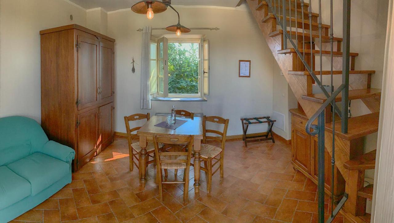Casale Cardini Guest House Foiano Della Chiana Luaran gambar