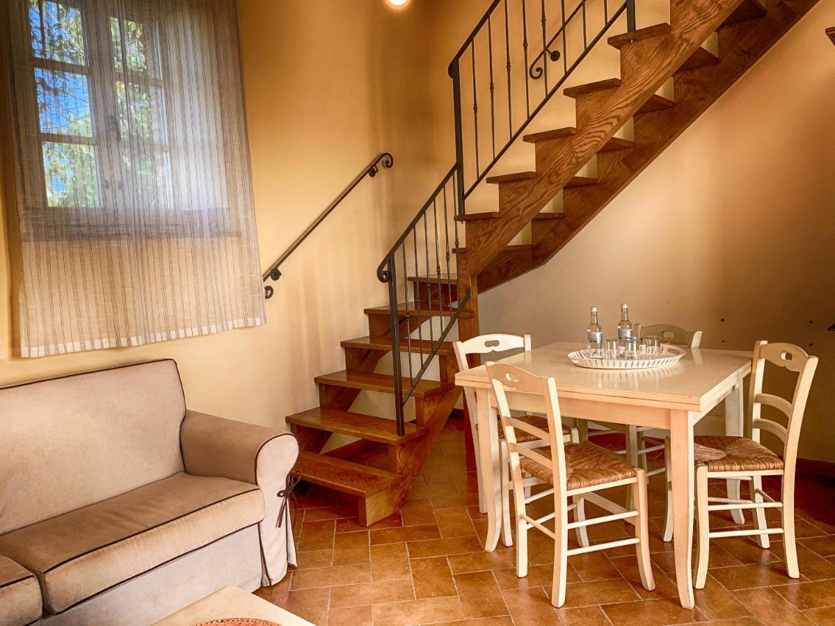 Casale Cardini Guest House Foiano Della Chiana Luaran gambar